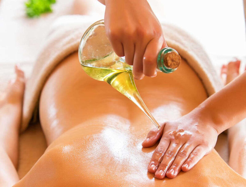 Ayurveda Oil Massage in Pondicherry
